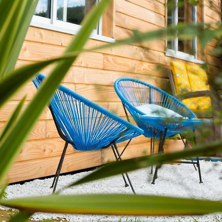 Un Chalet A Caen Exterior photo