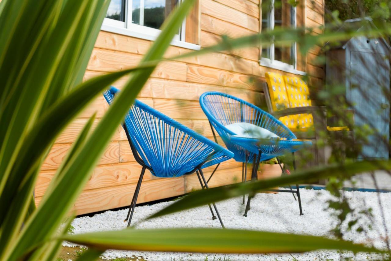 Un Chalet A Caen Exterior photo
